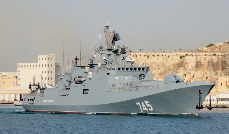«Φωτιά» στη Συρία: Ρωσικό πολεμικό πλοίο καταπλέει επειγόντως στη Μεσόγειο - Media