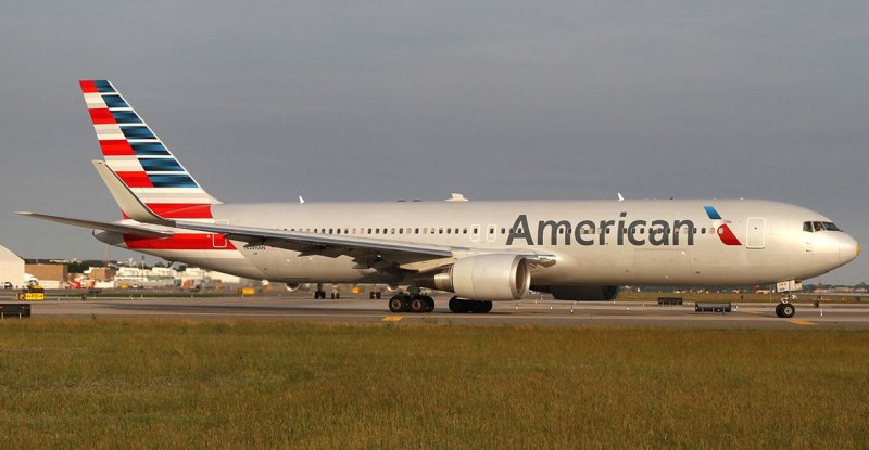 Τρόμος στον αέρα: Αεροπλάνο της American Airlines επιστρέφει στο Μάντσεστερ (Photos) - Media