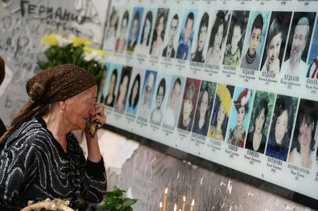 Το ΕΔΑΔ καταδίκασε τη Ρωσία για τη σφαγή στο Μπεσλάν το 2004  - Media