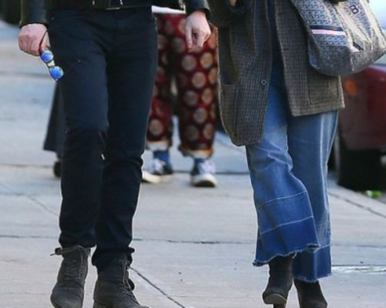 Μετά τον χωρισμό, νέος έρωτας για σταρ του Χόλιγουντ - Media