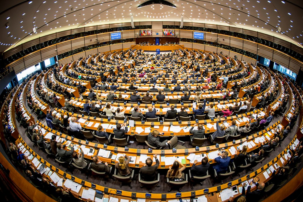 Το ελληνικό πρόγραμμα και το κλείσιμο της αξιολόγησης στο Ευρωκοινοβούλιο την Τρίτη - Media
