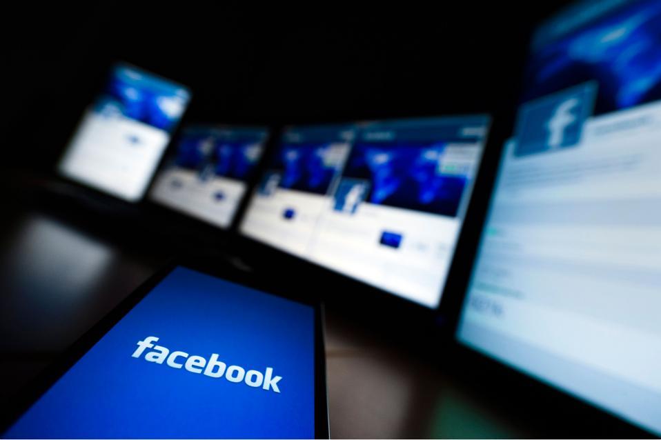 Συναγερμός στο Facebook: Γιατί προσλαμβάνει άμεσα 3.000 άτομα - Media