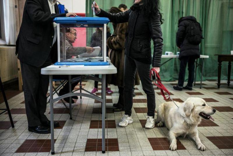 Πίσω από το παραβάν: Τα παρασκήνια των εκλογών στη Γαλλία - Media