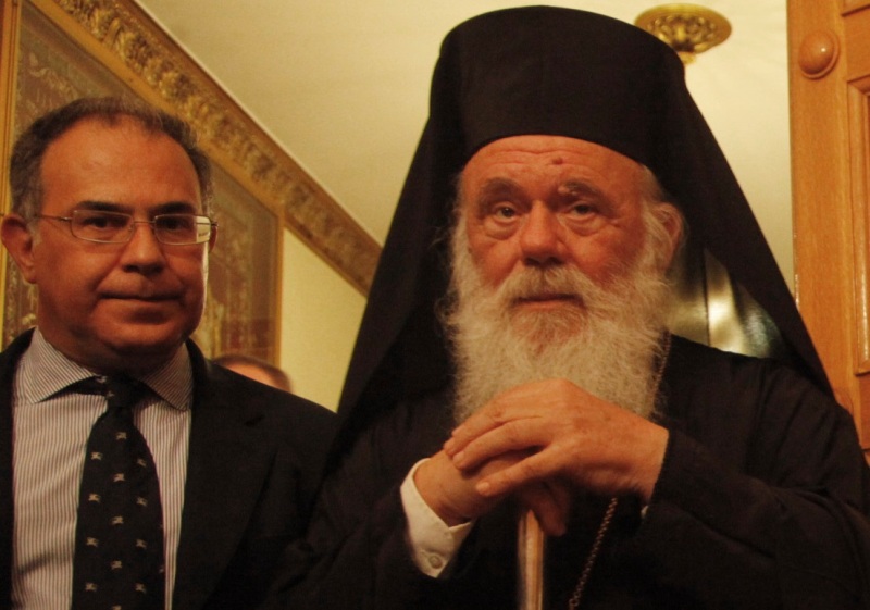 Σκληρή απάντηση της αρχιεπισκοπής στον Σκουρλέτη: Ο αρχιεπίσκοπος δεν πολιτεύεται - Εμμονικοί όσοι τον «μεταφράζουν» αλλιώς - Media