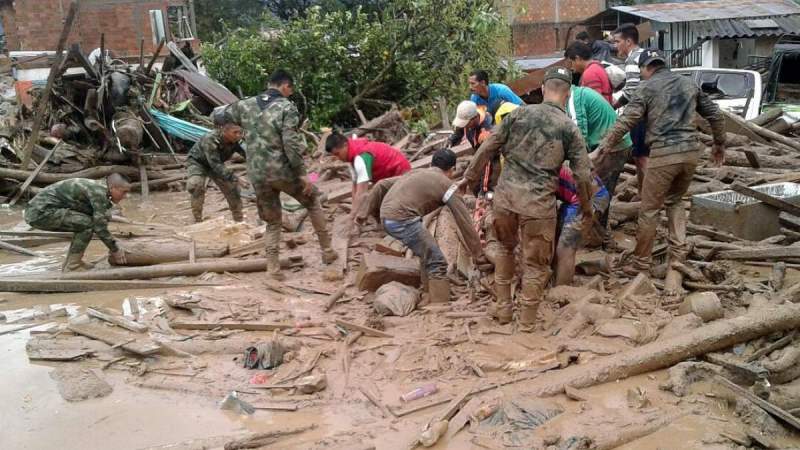 Κολομβία: Οι Αρχές αναζητούν επιζώντες στα ερείπια της Μονκόα  - Media