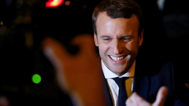 Νέα ανατροπή στα αποτελέσματα των γαλλικών εκλογών: Προηγείται ο Μακρόν  - Media