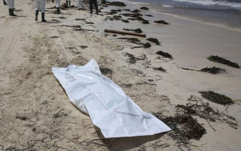 Συγκλονιστική μαρτυρία φωτορεπόρτερ: Μέτρησα 20 πτώματα στη θάλασσα  - Media
