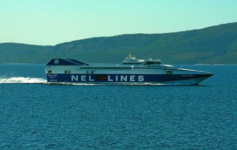 Βυθίστηκε το ιστορικό ταχύπλοο «Παναγία Πάρου» (Photos) - Media