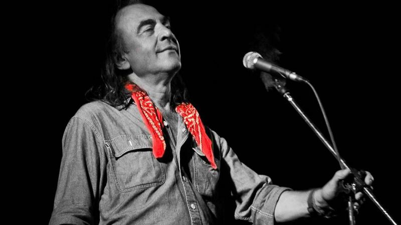 Αποκάλυψη: Η μυστική ιστορία του «Αύγουστου» του Νίκου Παπάζογλου (Video) - Media