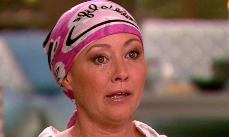 Σάνεν Ντόχερτι: Χαμογελά ξανά μετά τον καρκίνο  - Media