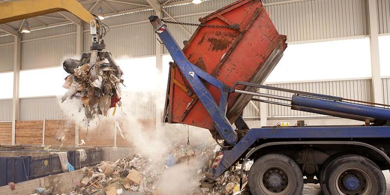 Η μαφία των σκουπιδιών και ο πόλεμος στις μονάδες διαχείρισης - Media