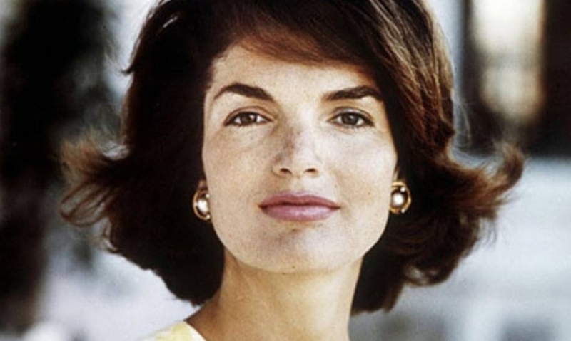 Το άγνωστο φλερτ της Τζάκι Κένεντι σε γνωστό ηθοποιό - Media