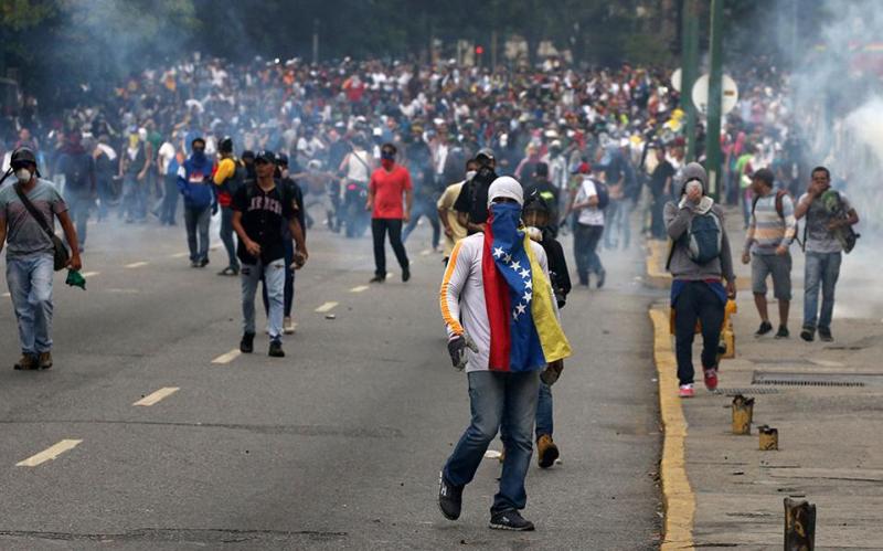 Βενεζουέλα: Η αντιπολίτευση καλεί σε νέες πορείες την Πρωτομαγιά  - Media