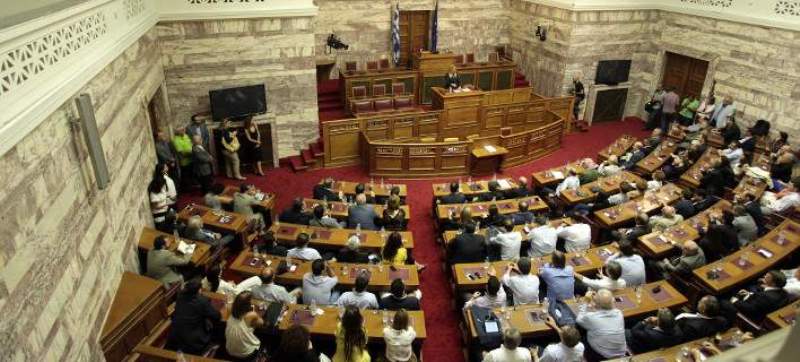 Βουλή: Εγκρίθηκε το νομοσχέδιο του υπουργείου Παιδείας - Με ευρεία στήριξη «πέρασε» το άρθρο για το τέμενος - Media