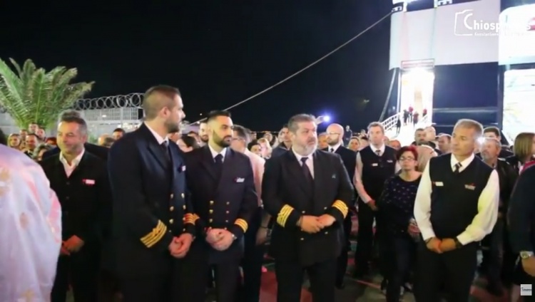 Το «Αριάδνη» αποδίδει χαιρετισμούς στους Επιτάφιους της Χίου (Video) - Media