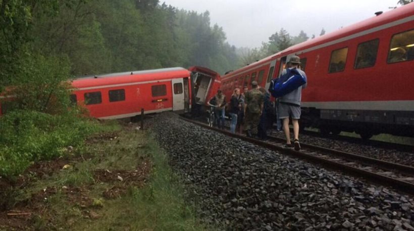 Εκτροχιασμός τρένου στη Γερμανία - Αναφορές για τραυματίες - Media