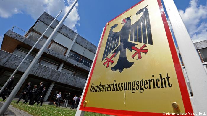 Η Καρλσρούη «παγώνει» απέλαση πρόσφυγα στην Ελλάδα - Media