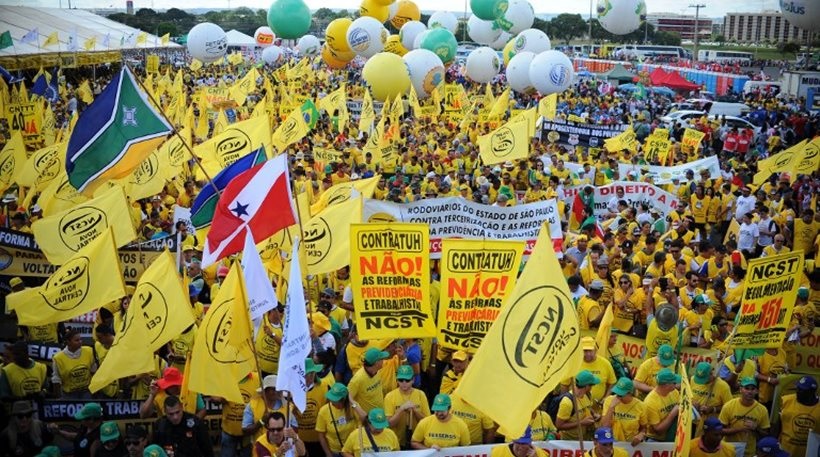 Βραζιλία: Η κυβέρνηση κατεβάζει τον στρατό για τις μαζικές διαδηλώσεις   - Media