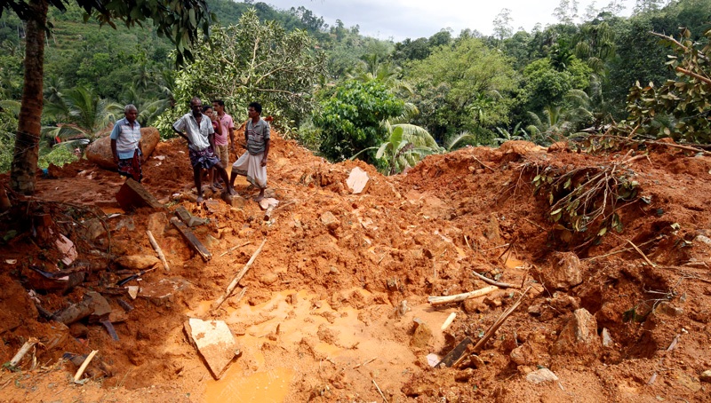 Τραγωδία στη Σρι Λάνκα: Τουλάχιστον 122 νεκροί από τις πλημμύρες και τις κατολισθήσεις - Media