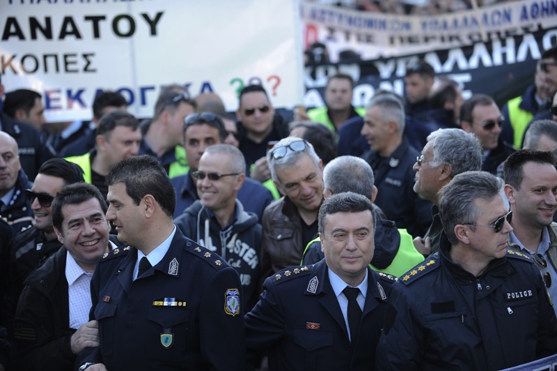 Υπουργείο Προστασίας του Πολίτη: Τι ισχύει για τα Ειδικά Μισθολόγια - Media