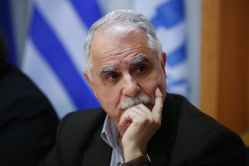 Μπαλάφας: Βραχυπρόθεσμος στόχος μας στο προσφυγικό η αποσυμφόρηση των νησιών - Media