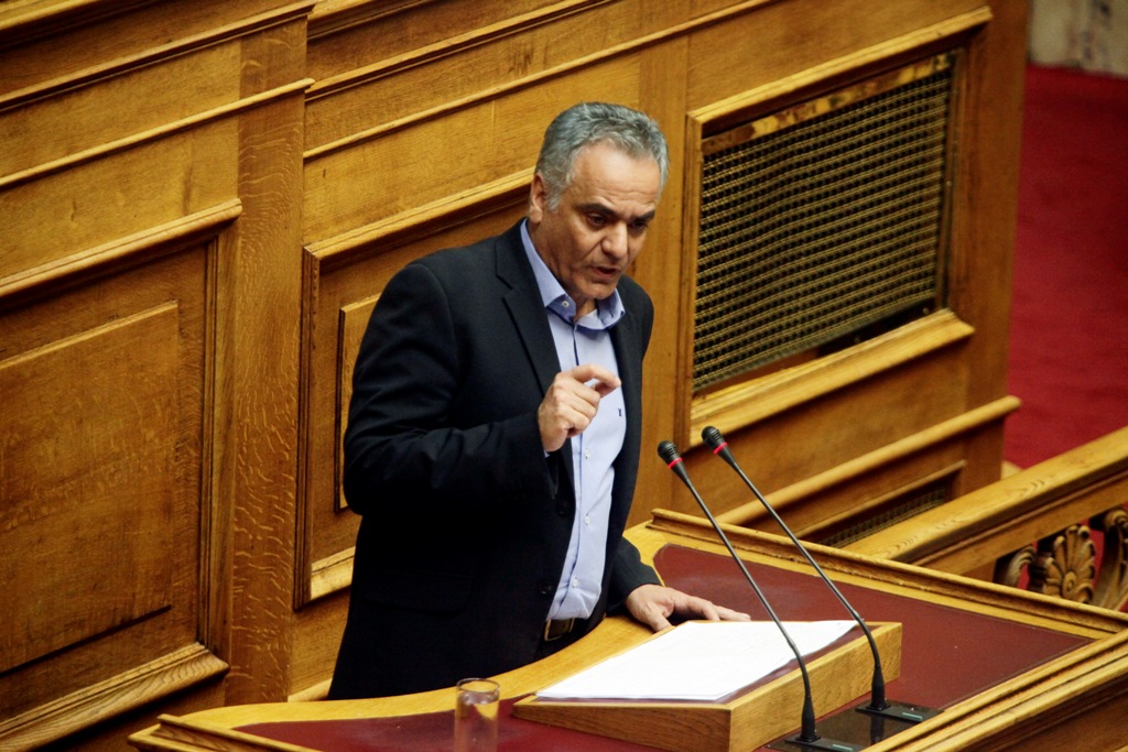 Σκουρλέτης σε ΝΔ και ΠΑΣΟΚ: Εσείς είστε που ορκίζεστε στις ακραίες νεοφιλελεύθερες πολιτικές - Media