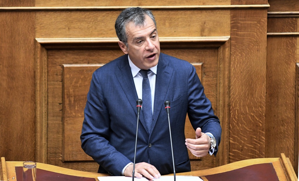 Θεοδωράκης: Το Ποτάμι θα ψηφίσει για το ισλαμικό τέμενος - Media