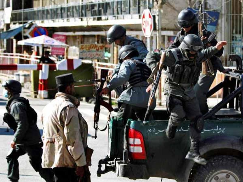 Καμπούλ: Βομβιστική επίθεση αυτοκτονίας με στόχο νατοϊκά οχήματα-4 νεκροί, δεκάδες τραυματίες - Media
