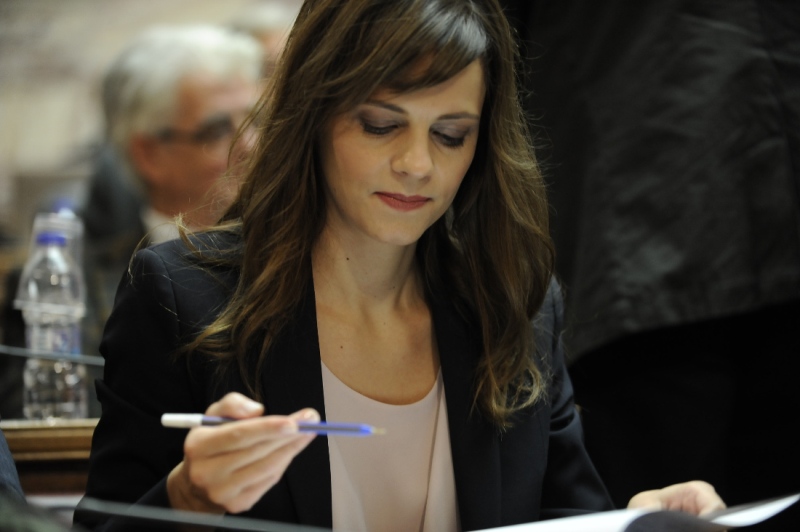 Αχτσιόγλου για μισθούς: Τον Ιανουάριο η αύξηση του κατώτατου και η κατάργηση του «υποκατώτατου» - Media