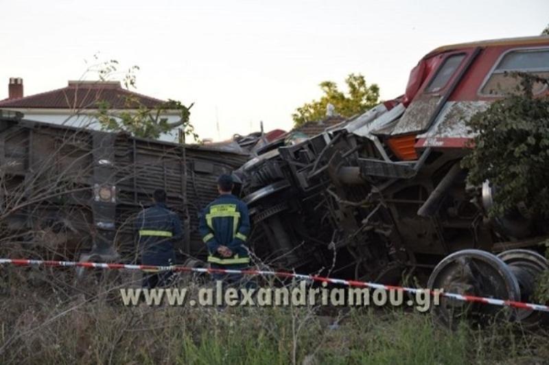 Θεσσαλονίκη: Στα συντρίμμια του τρένου αναζητούν την αιτία του δυστυχήματος - Media