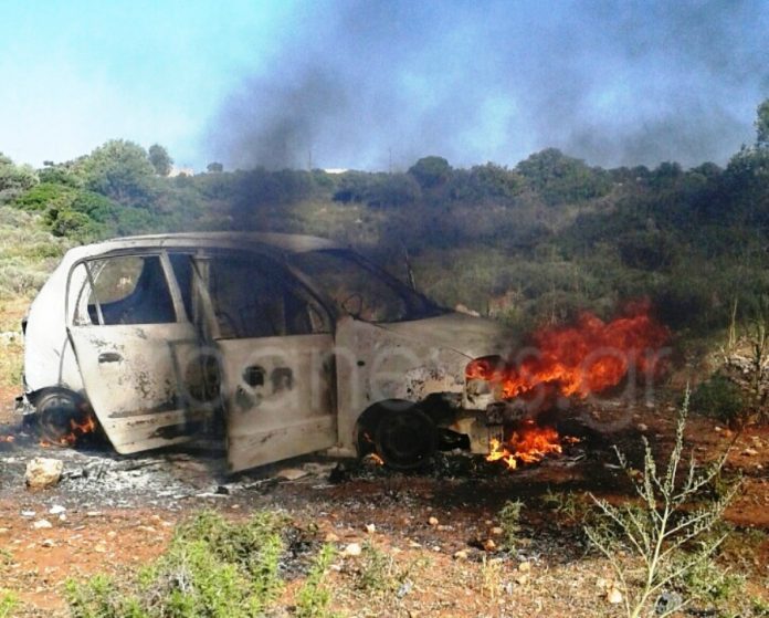 Χανιά: Έβαλε φωτιά στο αμάξι, για να μην του το πάρει η πρώην γυναίκα του (Photos) - Media