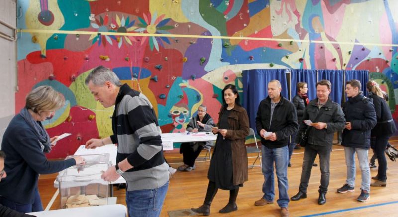 Γαλλικές εκλογές: Πάνω από 64% ο Μακρόν - Τα τελευταία στοιχεία του ΥΠΕΣ - Media