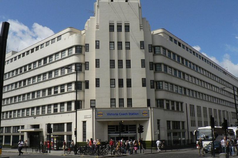 Λήξη συναγερμού στο σταθμό Victoria του Λονδίνου - Media