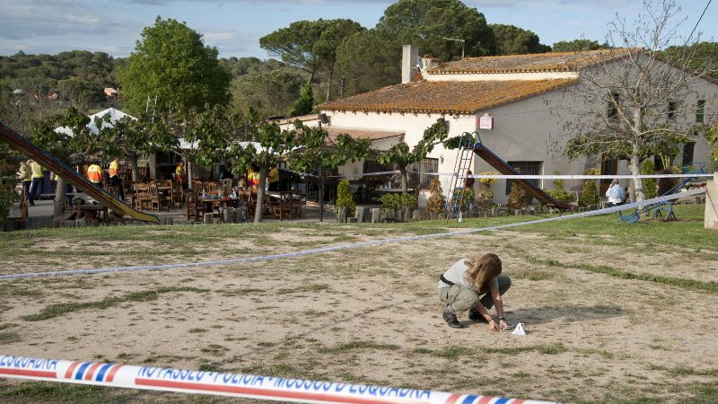 Τραγωδία: Εξερράγη φουσκωτό κάστρο και σκότωσε 6χρονη - Άλλα 7 παιδιά τραυματισμένα (Video) - Media