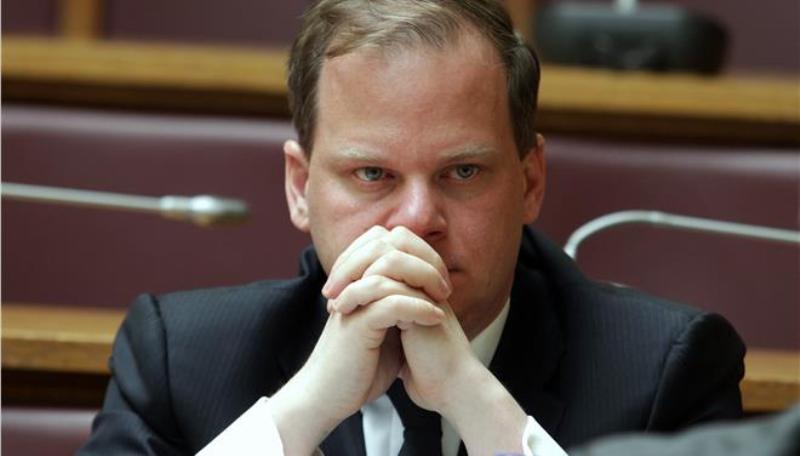 Καραμανλής: «Άδικος ο συμψηφισμός Ναζισμού - Σταλινισμού» - Media