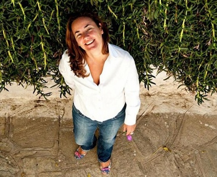 Η δημοσιογράφος που αναγκάστηκε να φύγει από την Ελλάδα: 7.609 χιλιόμετρα μακριά - Media
