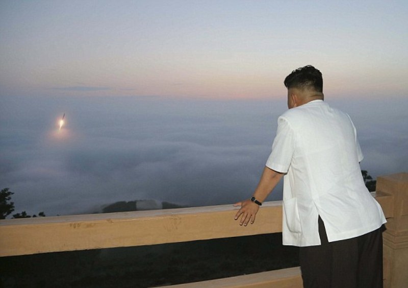 Εφιαλτικό σενάριο: Επίθεση από το διάστημα σχεδιάζει η Βόρεια Κορέα - Media