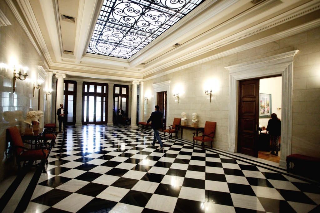 Πρόωρες εκλογές: Τι μέλλει γενέσθαι με την κυβέρνηση - Media