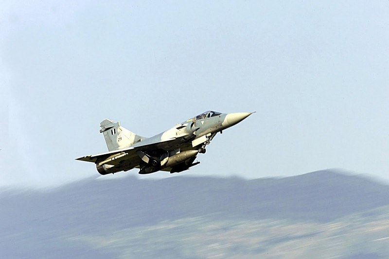 Κόβει την ανάσα: Καρέ-καρέ η διάσωση του πιλότου του Mirage 2000 (Video) - Media