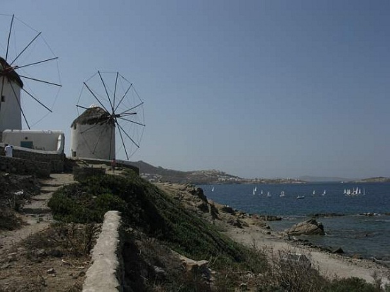 Μύκονος: Θανατηφόρο τροχαίο με εγκατάλειψη - Συνελήφθη ο οδηγός  - Media