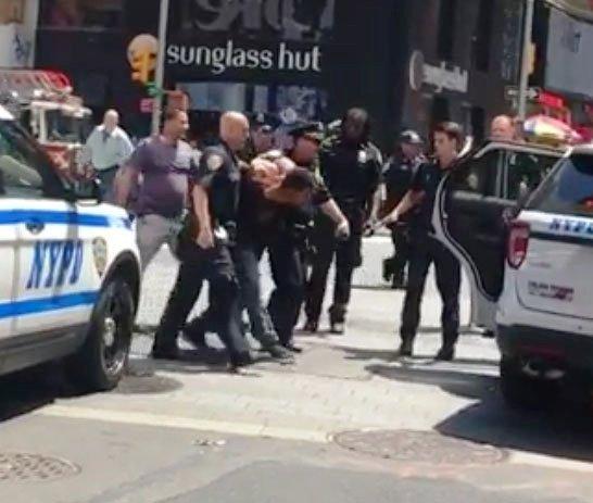 Μεθυσμένος ο οδηγός που τρομοκράτησε τη Νέα Υόρκη (Video) - Media