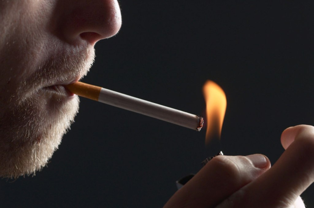 Καπνιστές προσοχή: Έξι τροφές που «καθαρίζουν» τους πνεύμονες - Media