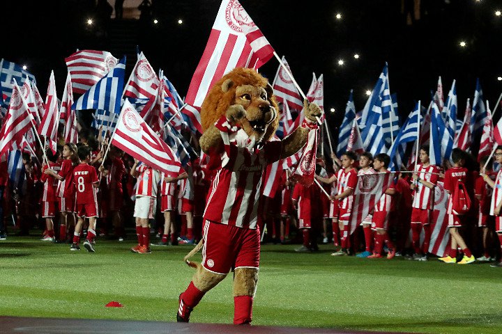 Ολυμπιακός: Φιέστα στο Καραϊσκάκη για το 44ο πρωτάθλημα (Photos) - Media