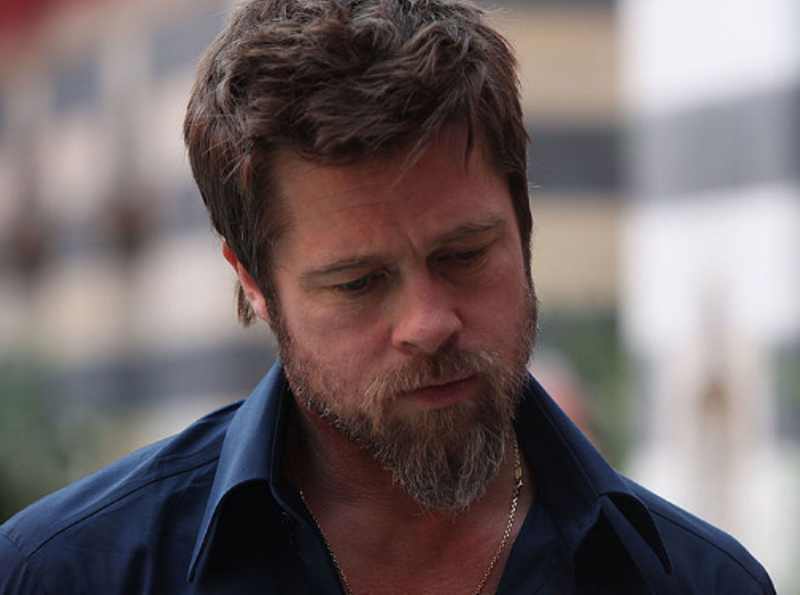 Συγκλονισμένος ο Μπραντ Πιτ από τον χαμό των διάσημων φίλων του - Media