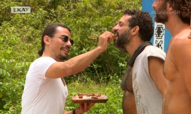 Survivor: Ο Τούρκος Chef τους τάισε στο στόμα (Video) - Media