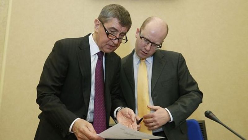 Κόλαση στην Τσεχία: Κατέρρευσε η κυβέρνηση - «Σφάζονται» πρωθυπουργός και ΥΠΟΙΚ - Media