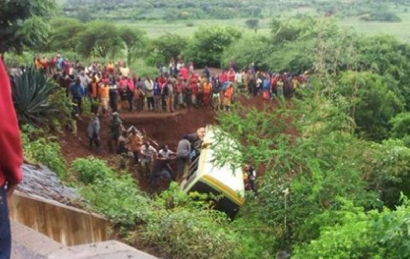 Θρήνος στην Τανζανία: Σχολικό πέφτει σε ποτάμι - 29 παιδάκια νεκρά - Media
