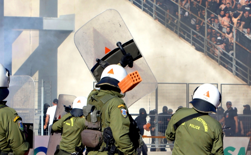 Συνδικαλιστές αστυνομικοί: Να αποχωρήσει η ΕΛ.ΑΣ. από τα γήπεδα! - Media