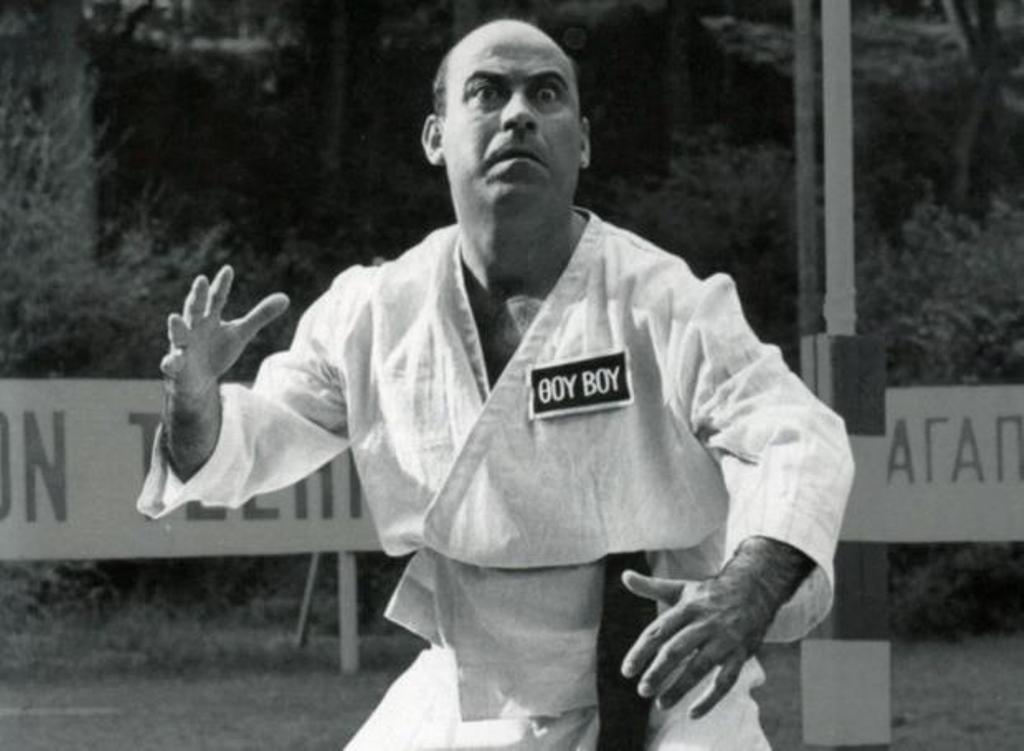 Σαν σήμερα «έφυγε» ο Θανάσης Βέγγος - Ατάκες που δεν θα ξεχάσουμε ποτέ (Photos-Video) - Media