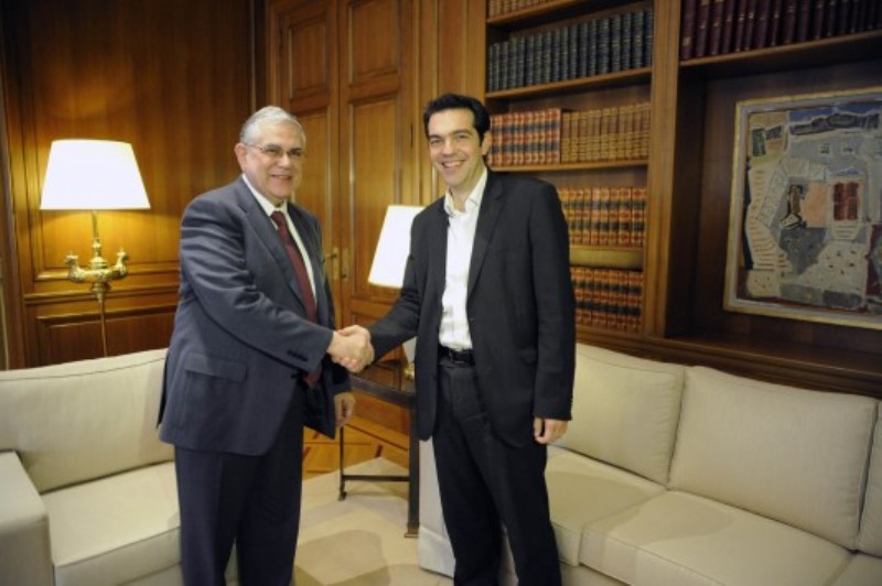 Τηλεφωνικές ευχές Τσίπρα σε Παπαδήμο για ταχεία ανάρρωση - Media